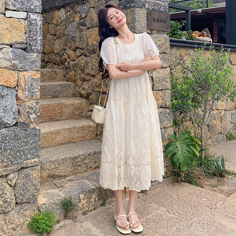 清纯系松弛感白色连衣裙女夏2025年好看减龄独特漂亮绝美连身长裙,女装连衣裙,浙宝180A