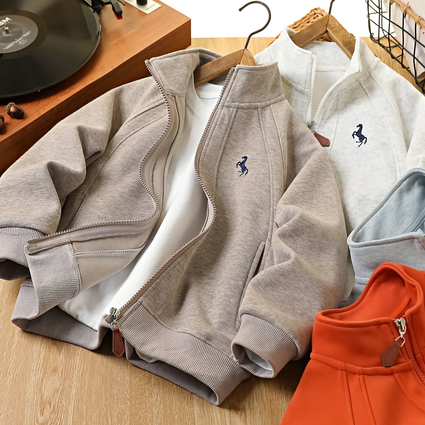 男童百搭运动立领外套2026春季中大童休闲拉链潮上衣插肩卫衣开衫