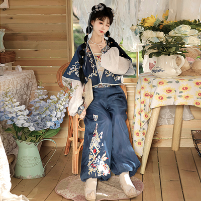 鞠婧祎仿妆同款 檀香阁魔法兔兔汉元素汉服女原创中国风刺绣女装