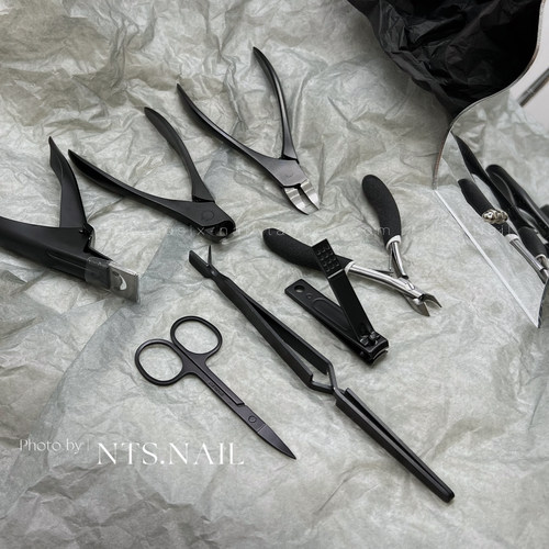 NTS剪刀指甲钳黑色工具套装