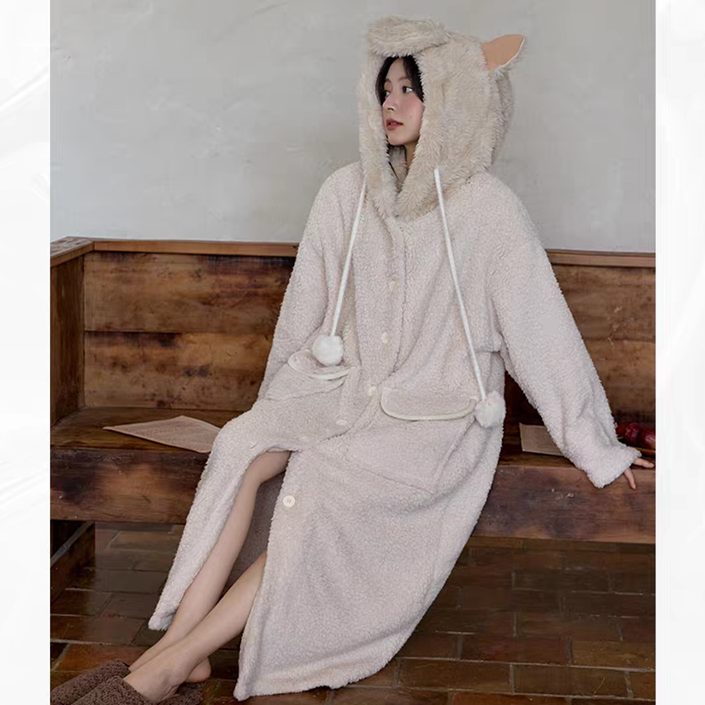 黛梦思长款睡袍女秋冬季加厚保暖连帽家居服大码可外穿珊瑚绒睡衣