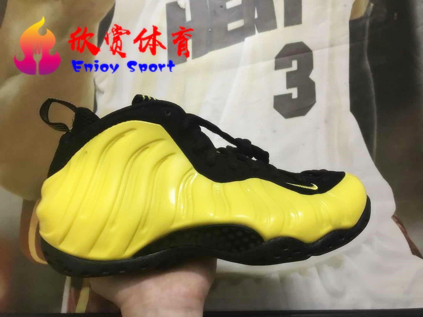 Nike黑黄柠檬喷高帮女