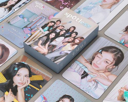 预售女团55张TWICE 2027季节问候Spot Less 镭射小卡Lomo照片礼物