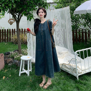 法式复古巨好看温柔风连衣裙女2025夏季新款宽松显瘦百搭牛仔长裙图片