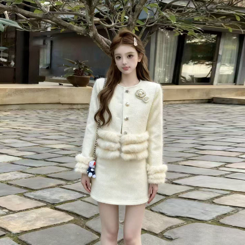 实拍高级感套装女冬季2025新款毛毛拼接小香风外套半身短裙两件套,女装/女士精品,时尚套装,淘宝优惠券,粉丝福利购,淘宝优惠卷