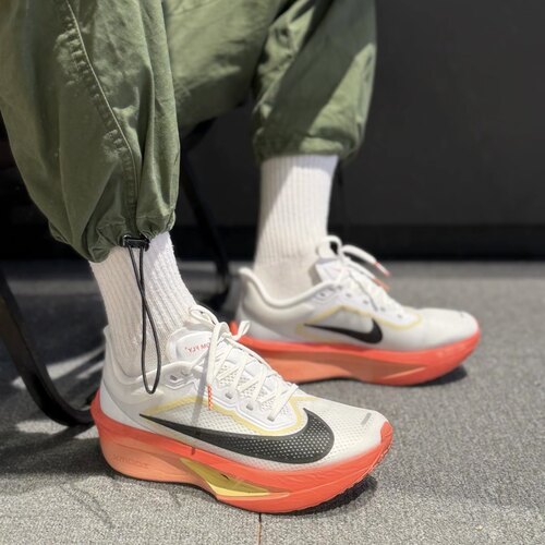 Nike Zoom Fly 6 CN 防滑透气 低帮跑步鞋 男款 白橙IB6657-108