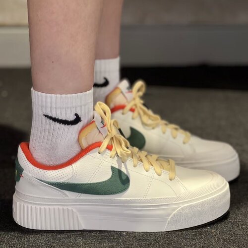Nike Court Legacy Lift 低帮 板鞋 女款 米白绿FD0355-133