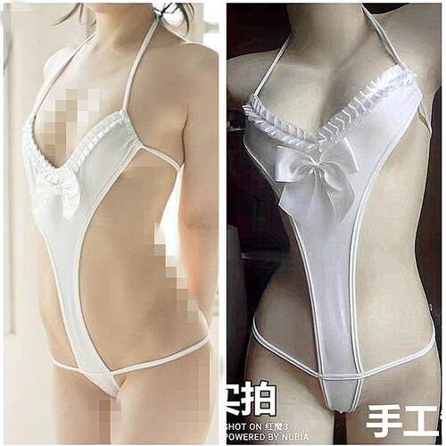 女仆经典黑/白2色不透半臀泳衣