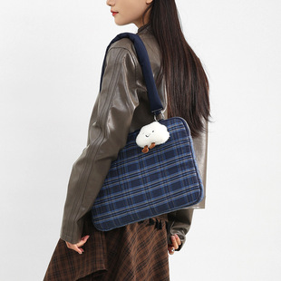 适用笔记本电脑包14寸手提单肩女高颜值大容量通勤2025新款苹果笔记本macbookair/pro13.3联想华为内胆包