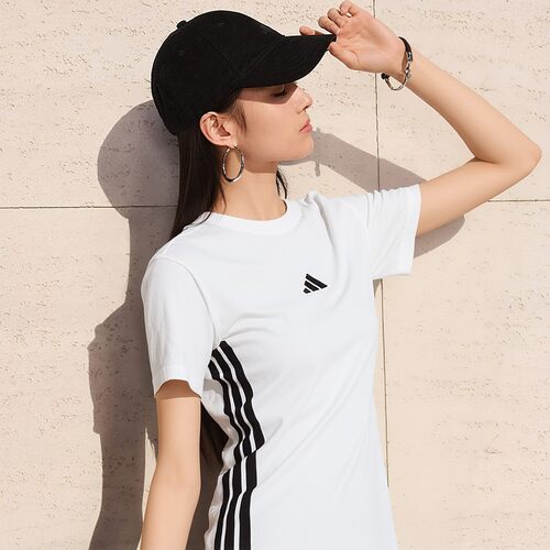 阿迪达斯女夏季白色修身短袖T恤