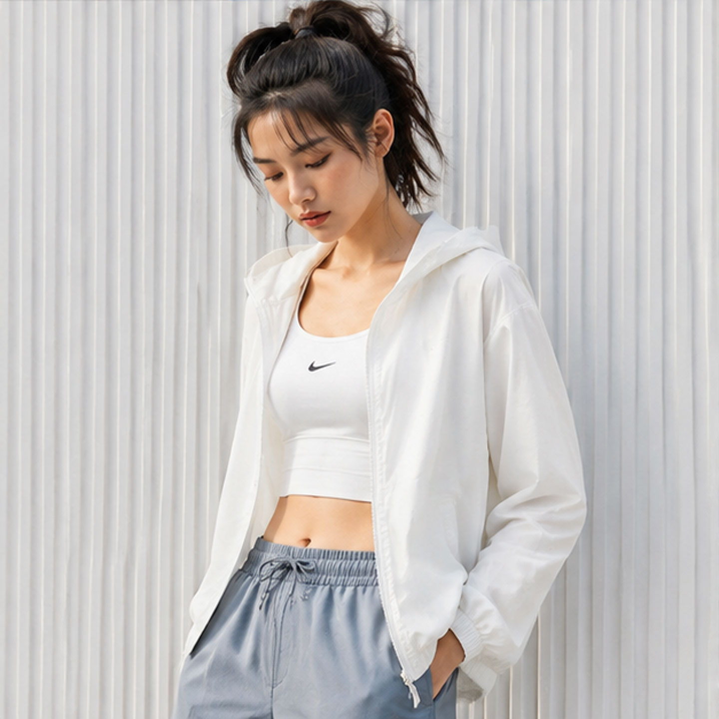 茵特丨NIKE耐克女装夹克外套官方正品户外防晒风衣女UPF40+皮肤衣图片