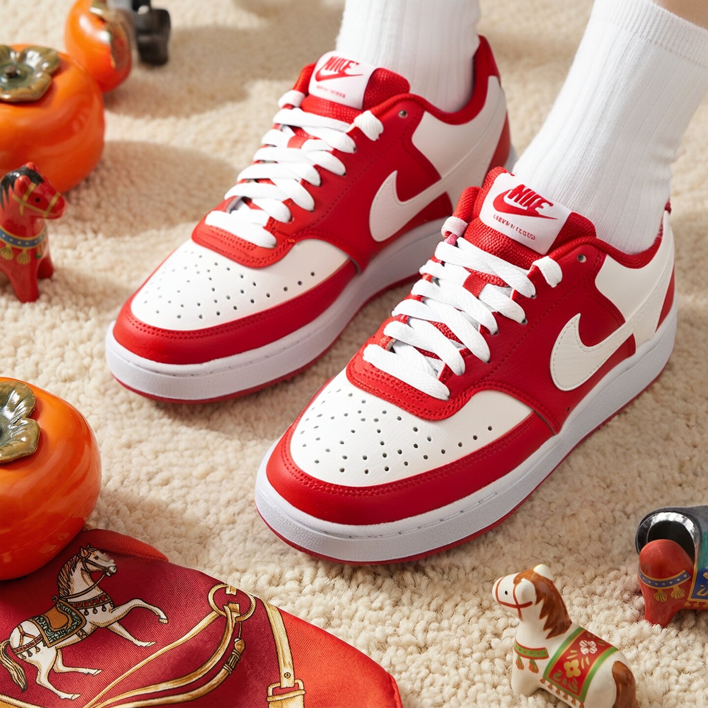 NIKE耐克本命年红色婚鞋男女鞋2025冬季新款运动鞋休闲鞋大童板鞋