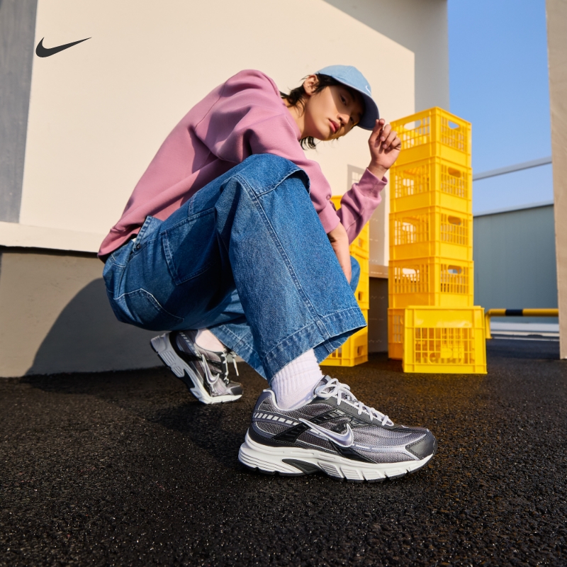 耐克新款男款运动休闲鞋