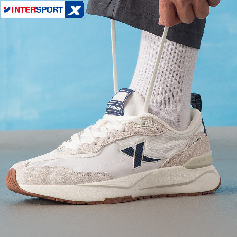 XTEP特步男鞋 2025冬季新款运动鞋复古时尚低帮轻便休闲鞋慢跑鞋