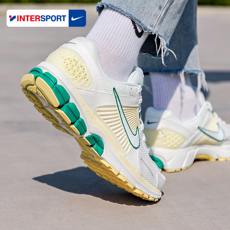 Nike耐克男鞋2025新款冬季ZOOM VOMERO 5跑步鞋网面运动鞋老爹鞋