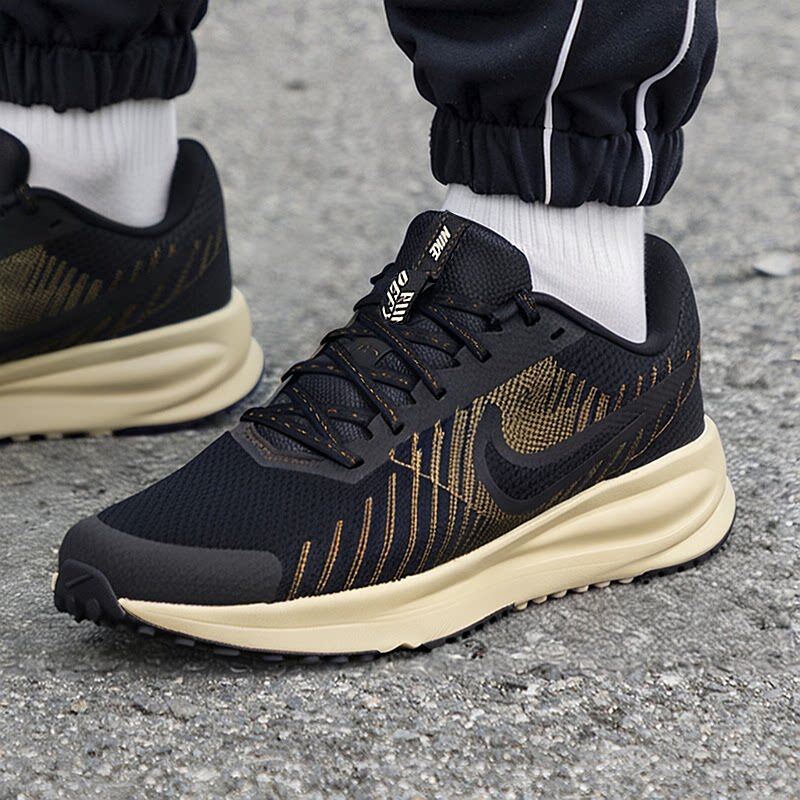 耐克官方旗舰店正品男鞋2026夏季新款网面运动鞋缓震跑步鞋HM9594