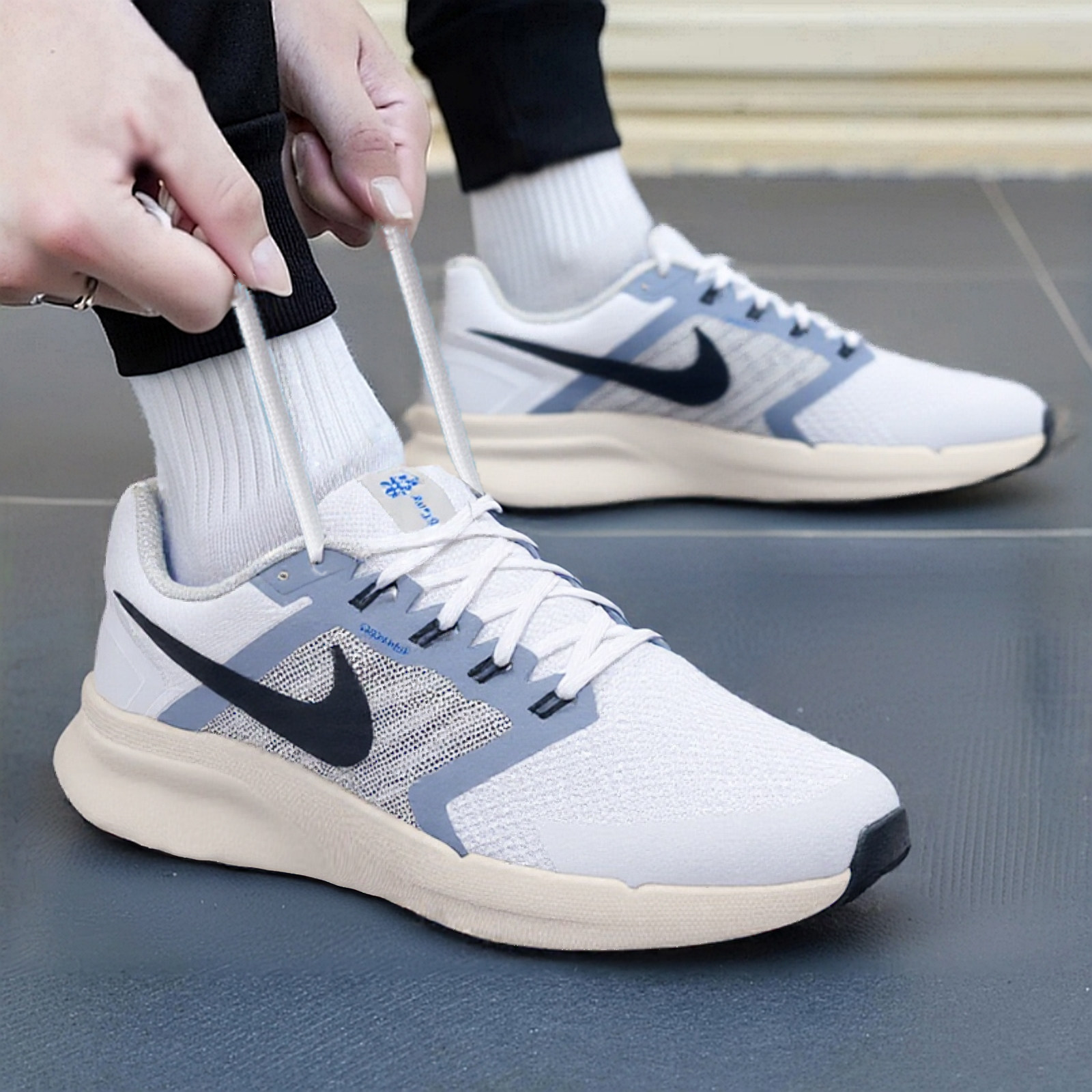 Nike耐克跑鞋男鞋2025冬季新款SWIFT运动鞋缓震网面跑步鞋DR2695