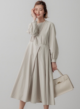 23区VERY联名光泽布褶皱设计感温柔气质连衣裙女ONWARD