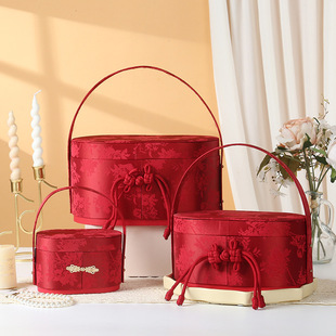 新中式锦缎伴手礼盒旗袍风喜庆结婚手提喜糖盒新年年货礼物包装盒