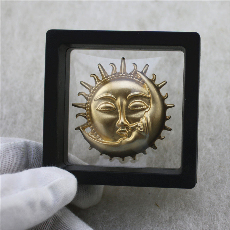 包邮太阳神月亮抽象人像人脸哑光金胸针简约大气大衣毛衣配饰