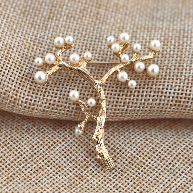 新款饰品欧美时尚品牌镶珍珠精致合金树枝树杈胸针 青岛厂家