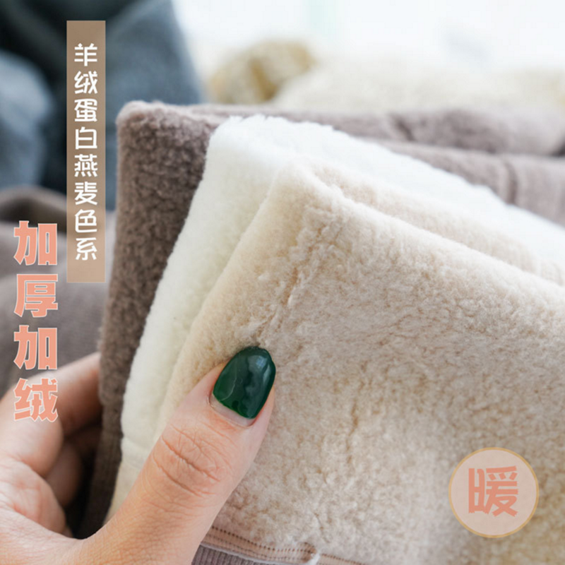 一条保暖洋气咖色燕麦加厚连裤袜
