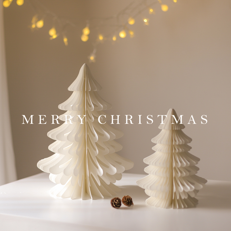 高端白色圣诞树折纸摆件