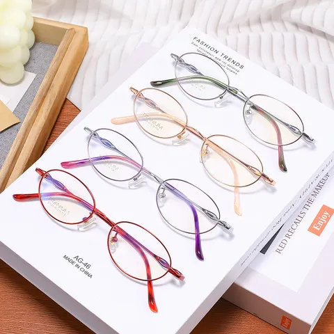 小框新款复古眼镜框女眼镜架高级感淑女双色港风超轻经典文艺纯钛