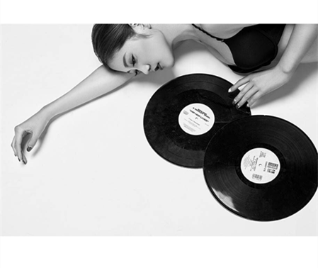 新款主题样照个性写真照 婚纱创意拍照道具韩式黑胶片唱片