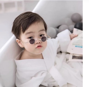 新生儿宝宝拍照摄影道具眼镜潮外景儿童街拍黑太子镜墨镜影楼用品