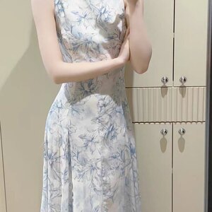 原创「蓝釉」新中式手绘无袖连衣裙女夏季新款高级感气质收腰长裙