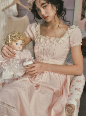 LaceMade 浓汤宝宝 法式甜美粉色公主裙蕾丝拼接方领长款连衣裙女