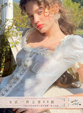 LaceMade 夏天的风 法式复古甜美baby蓝设计感蕾丝短袖上衣通勤夏
