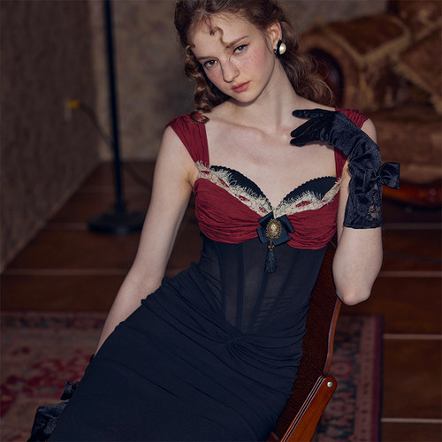 LaceMade 摇晃的红酒杯 法式复古风鱼尾缎面设计鱼骨连衣裙礼服裙