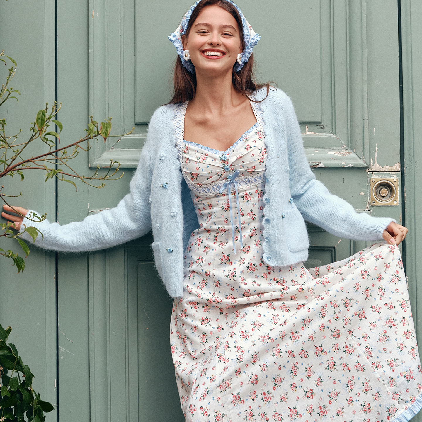 LaceMade 缎蓝花迹 法式田园通勤风蓝色毛衣丝带印花连衣裙套装秋