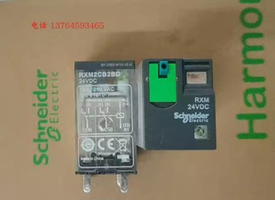 施耐德 RXM2CB2BD RXM直流中间继电器 8脚 10A 带测试带灯 DC24V