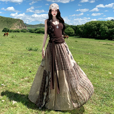 川西草原新疆旅游废土风穿搭美拉德连衣裙夏季2025新款裙子一整套