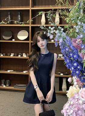 悦愉悦圆领白季色无袖连衣裙女夏质法XJE式气收腰愉修身短款背心