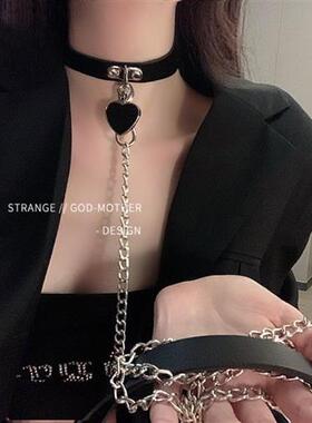 黑色爱心脖圈项圈狗链项链女锁骨链铁链带情侣趣夫妻味牵引绳反差