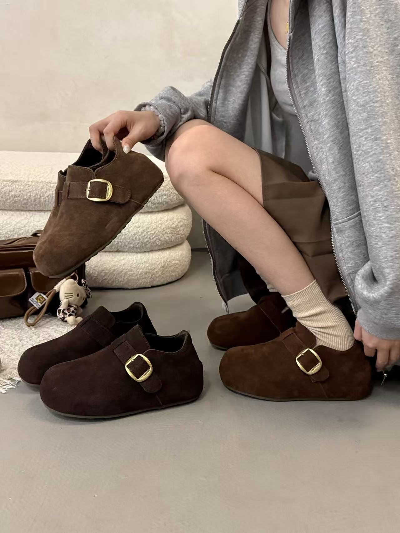 真皮加绒勃肯鞋女2025秋冬爆款内增高厚底一脚蹬棉鞋女