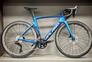 阿普兰UPLAND碳纤维公路车R70气动破风105电子变速变色龙涂装碳轮