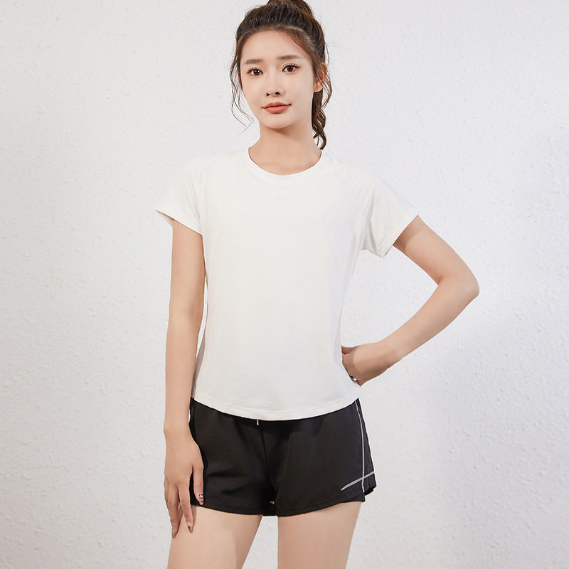 瑜伽服女2026新款运动T恤修身速干上衣跑步短裤套装健身三件套夏