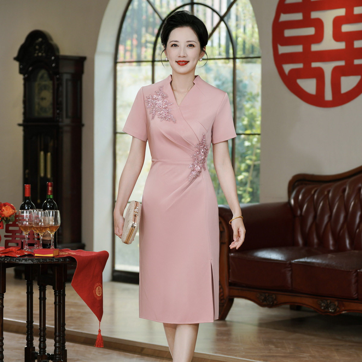 2026春季新款中老年妈妈装夏款连衣裙婚宴装结婚气质短袖日常装女