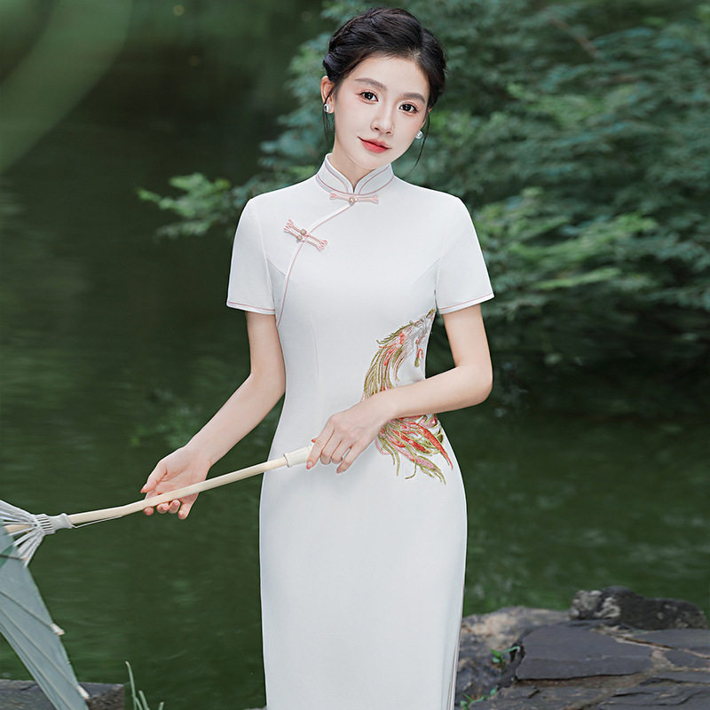 2026新款收腰文艺演出旗袍清新改良国风长款优雅女装鸾凤和鸣礼服