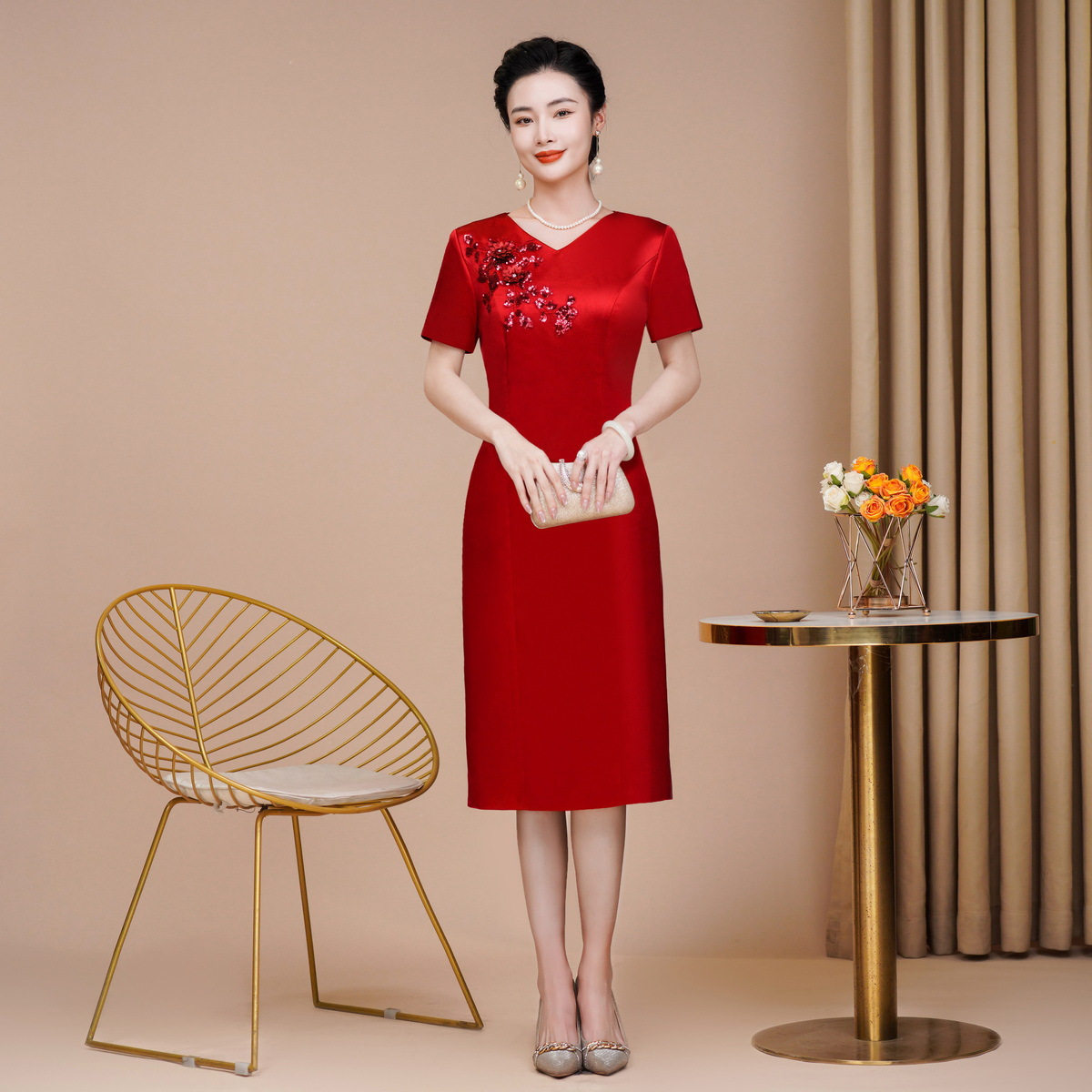 鸿韵绣2026夏季新款改良v领旗袍连衣裙感中老年妈妈装喜婆婆高端