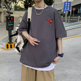 灰色