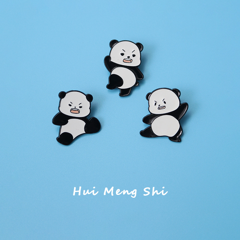 可爱奶凶功夫熊猫徽章卡通熊猫周边文创胸针学生笔袋包包帽子配饰