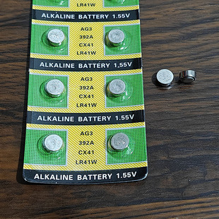 AG3复古录音机钥匙扣电池LR41会放音乐放磁带迷你播放器纽扣电池