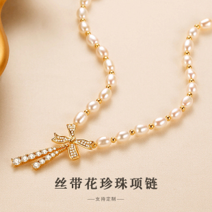 珍珠项链锁骨链女款气质名媛时尚米粒淡水真珍珠串链年轻款毛衣链