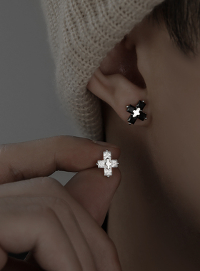 高级感锆石耳钉男纯银ins潮小众简约单只十字架个性痞帅男生耳饰